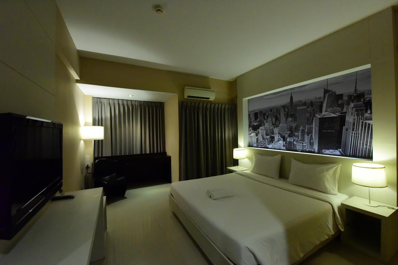 Trendy Hotel Nakhon Pathom Esterno foto