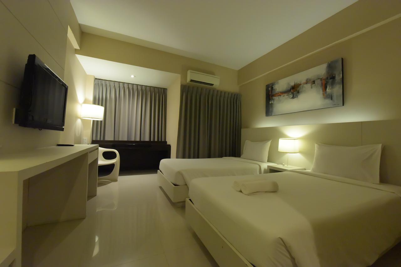 Trendy Hotel Nakhon Pathom Esterno foto