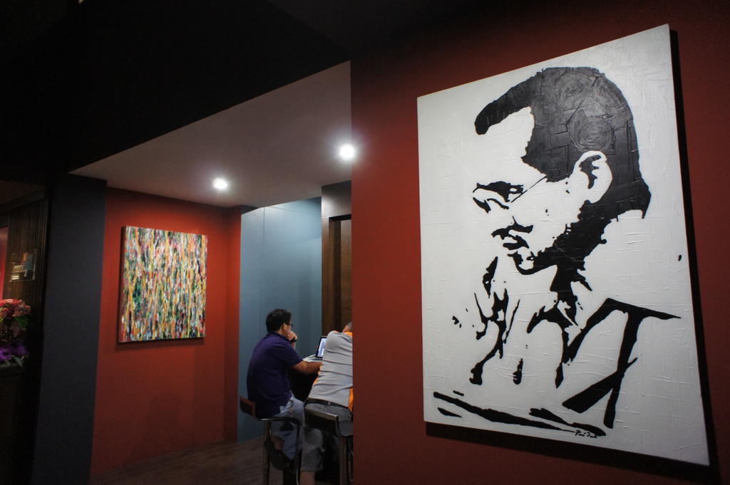 Trendy Hotel Nakhon Pathom Esterno foto